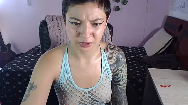 Snapshot of juaaanaaa chatting on February 2026 12:12:01 PM juaaanaaa online show from February 2026 12:12:01 PM