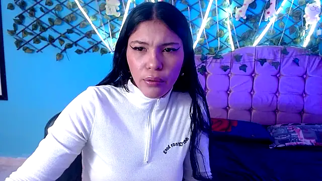 Snapshot of amber_miller18 chatting on February 2026 04:24:02 AM amber miller18 online show from February 2026 04:24:02 AM