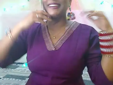 LIZNA 0 online show from March 2026 04:59:01 PM