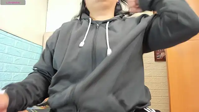 Snapshot of Carolina-Lenon chatting on February 2026 11:22:02 AM Carolina-Lenon online show from February 2026 11:22:02 AM