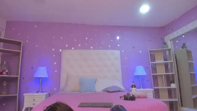 Snapshot of Goldentemptation_ chatting on March 2026 07:42:01 PM Goldentemptation online show from March 2026 07:42:01 PM