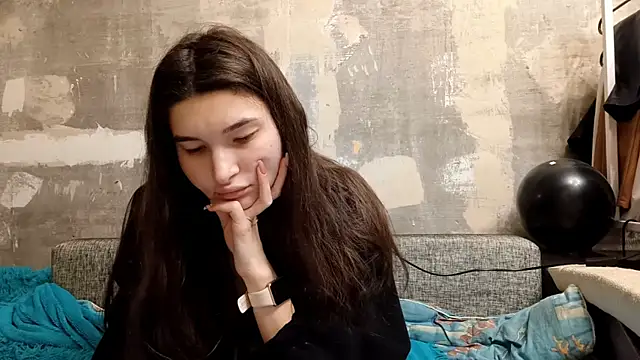 Snapshot of JessieLegend chatting on February 2026 11:32:01 PM JessieLegend online show from February 2026 11:32:01 PM