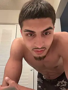 Snapshot of UncensoredAladdin chatting on April 2026 09:21:02 AM UncensoredAladdin online show from April 2026 09:21:02 AM