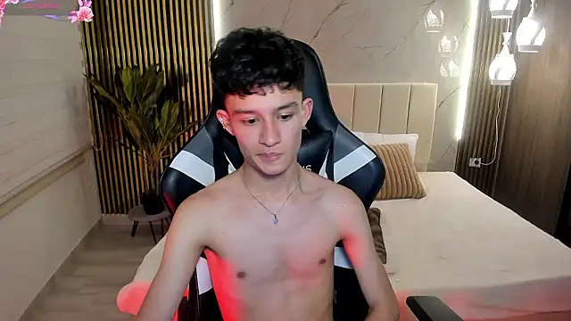 Snapshot of Patrick_Howland_ chatting on February 2026 07:51:01 AM Patrick Howland online show from February 2026 07:51:01 AM