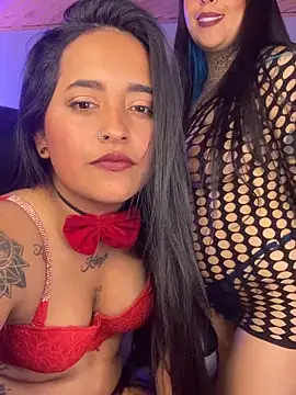 Annie Alicee online show from March 2026 04:04:01 PM