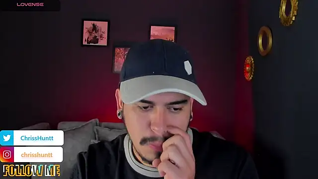 Snapshot of Chriss_Hunt chatting on February 2026 08:32:01 AM Chriss Hunt online show from February 2026 08:32:01 AM