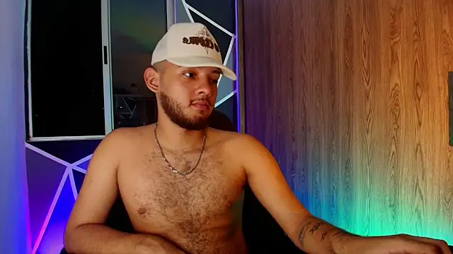 Sebolaz333 online show from June 2026 07:09:01 AM