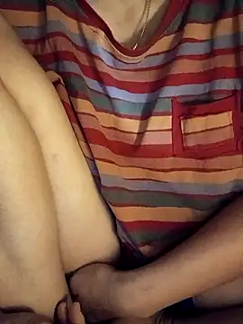 Snapshot of Anna-222 chatting on March 2026 05:30:02 PM Anna-222 online show from March 2026 05:30:02 PM