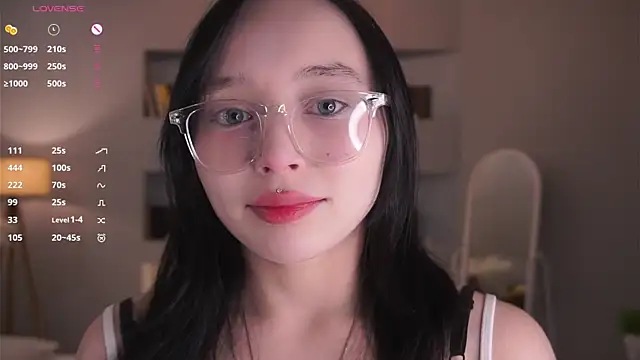 Snapshot of HannaHayles chatting on February 2026 06:12:01 PM HannaHayles online show from February 2026 06:12:01 PM