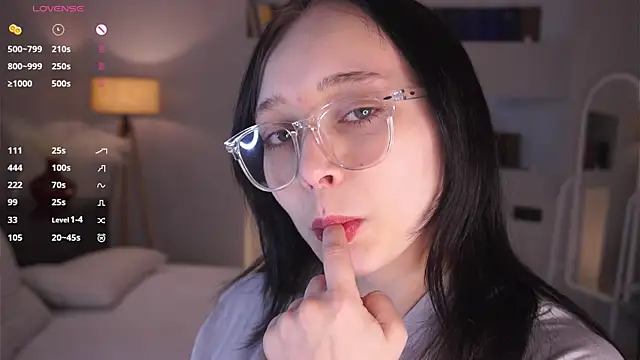 Snapshot of HannaHayles chatting on February 2026 06:47:02 PM HannaHayles online show from February 2026 06:47:02 PM