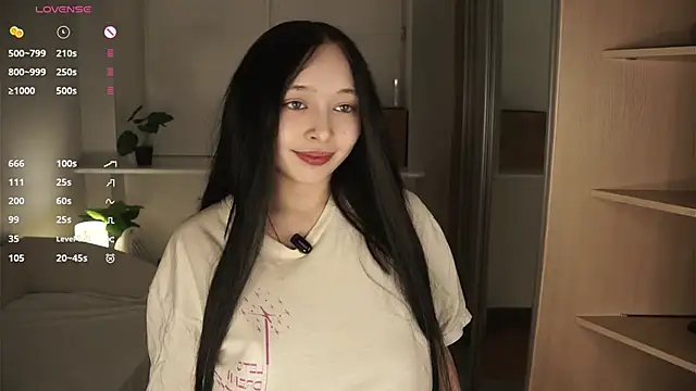 Snapshot of HannaHayles chatting on March 2026 05:41:02 PM HannaHayles online show from March 2026 05:41:02 PM