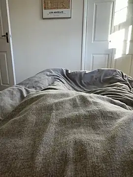 Snapshot of Al271 chatting on April 2026 06:30:02 AM Al271 online show from April 2026 06:30:02 AM