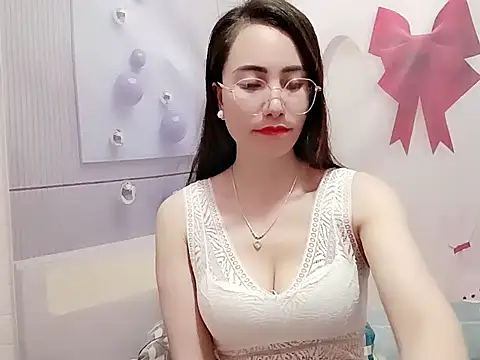 Hello-Kitty001 online show from March 2026 07:15:02 PM