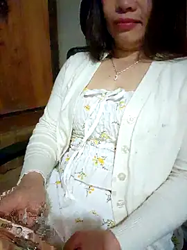 Snapshot of aki_zz69 chatting on February 2026 01:14:01 PM aki zz69 online show from February 2026 01:14:01 PM