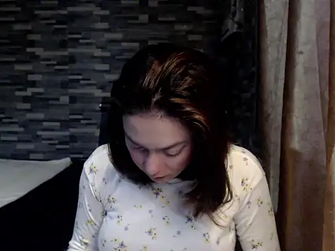 Snapshot of PennyUni chatting on February 2026 02:08:01 AM PennyUni online show from February 2026 02:08:01 AM