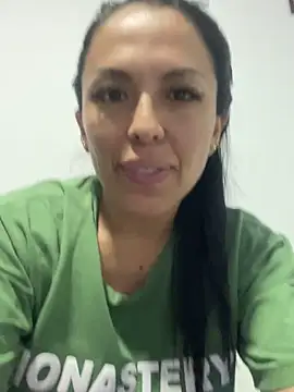 Emma Sanz   online show from April 2026 04:02:02 AM