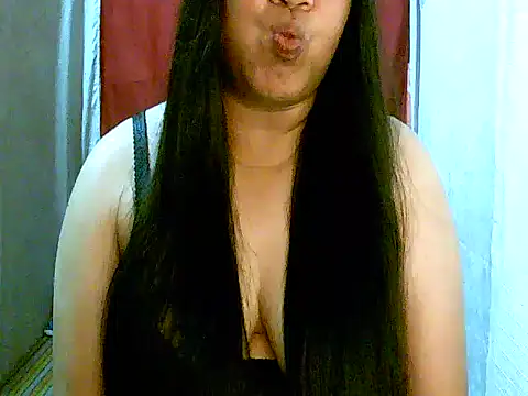 Snapshot of strip_berry chatting on February 2026 12:35:01 PM strip berry online show from February 2026 12:35:01 PM