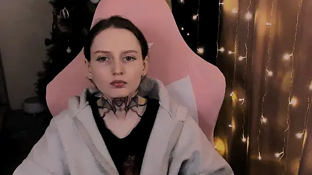 Onyxix online show from February 2026 06:15:01 PM