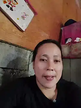 Snapshot of May_Bombs chatting on April 2026 01:19:02 AM May Bombs online show from April 2026 01:19:02 AM
