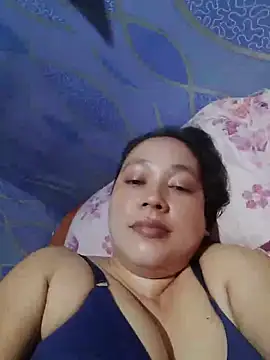 Snapshot of May_Bombs chatting on May 2026 08:44:01 AM May Bombs online show from May 2026 08:44:01 AM