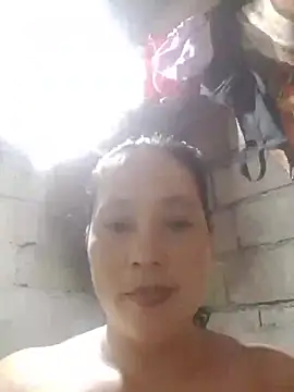 Snapshot of May_Bombs chatting on May 2026 09:15:02 AM May Bombs online show from May 2026 09:15:02 AM