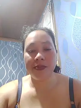 Snapshot of May_Bombs chatting on May 2026 01:01:01 AM May Bombs online show from May 2026 01:01:01 AM