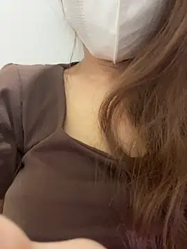 Snapshot of Miu_Xinh chatting on April 2026 01:14:02 PM Miu Xinh online show from April 2026 01:14:02 PM