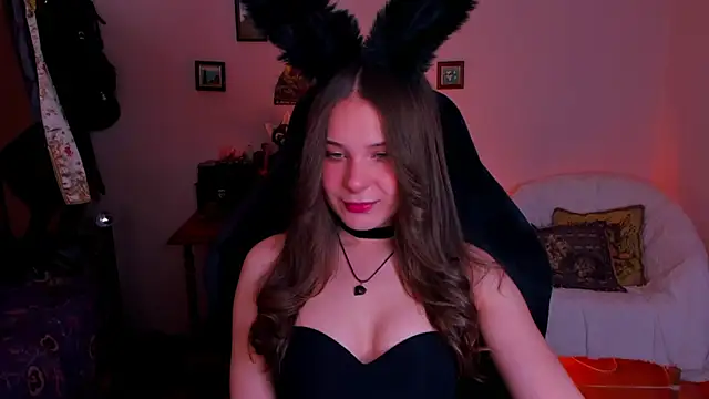 Snapshot of LanaLovely chatting on June 2026 06:38:01 AM LanaLovely online show from June 2026 06:38:01 AM