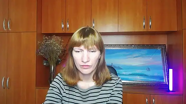 Snapshot of Rosalinda_ro chatting on June 2026 06:00:01 AM Rosalinda ro online show from June 2026 06:00:01 AM