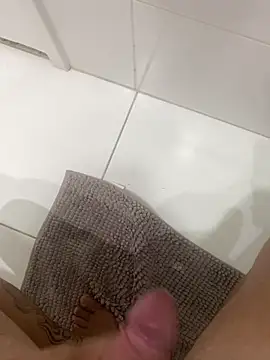 Russo18cm online show from March 2026 05:42:02 PM