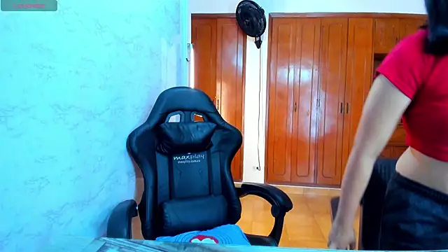 Emily and Soffy online show from April 2026 12:10:01 PM