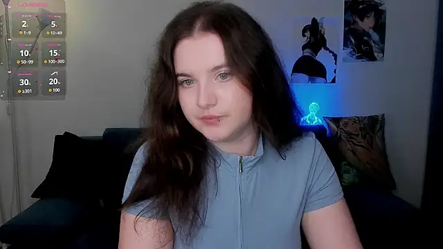 chloe dashh online show from March 2026 08:37:01 PM