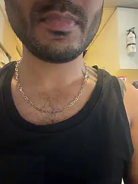 Snapshot of DaggerTie chatting on February 2026 05:29:01 PM DaggerTie online show from February 2026 05:29:01 PM