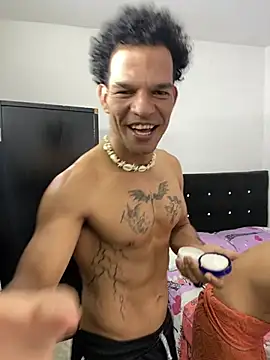 MaxyRyan online show from April 2026 03:39:01 PM