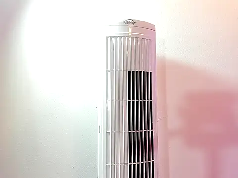 Snapshot of Snover_hot2006 chatting on March 2026 02:25:01 AM Snover hot2006 online show from March 2026 02:25:01 AM