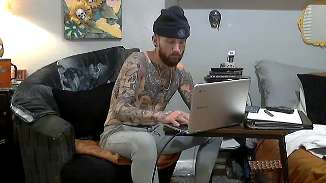 Snapshot of F_D_R_ chatting on March 2026 06:08:02 AM F D R online show from March 2026 06:08:02 AM