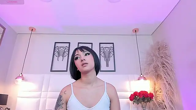Snapshot of RaquelHyde_ chatting on May 2026 08:15:01 PM RaquelHyde online show from May 2026 08:15:01 PM