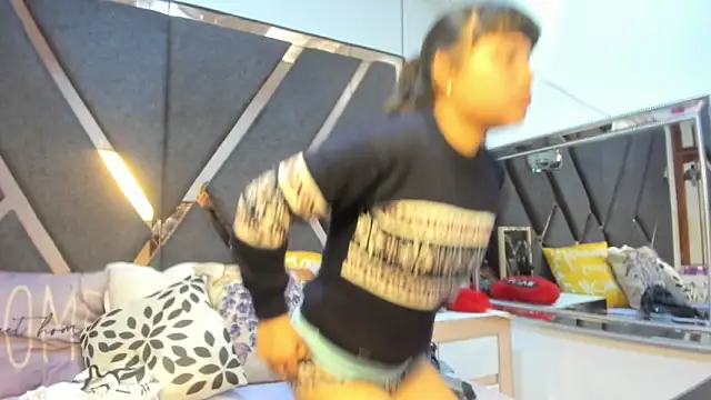 Maggyx online show from March 2026 02:00:02 PM