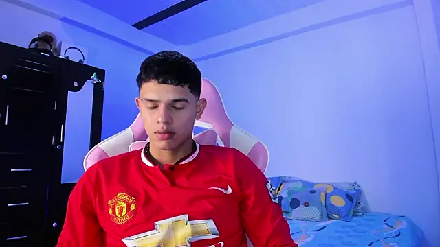 Adrian Prime  online show from February 2026 06:40:02 PM