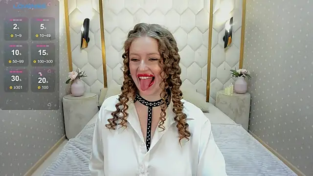 Snapshot of EvelinaBev chatting on February 2026 08:14:01 PM EvelinaBev online show from February 2026 08:14:01 PM