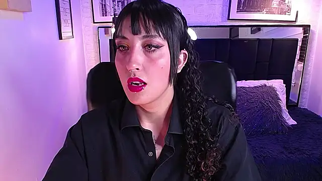 ladyraing online show from March 2026 03:12:01 AM