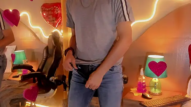 Christian Foxx online show from February 2026 01:41:02 PM