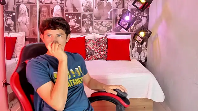 Christian Foxx online show from March 2026 01:50:01 PM