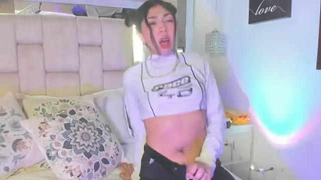 Eva cute7 online show from April 2026 02:18:01 AM