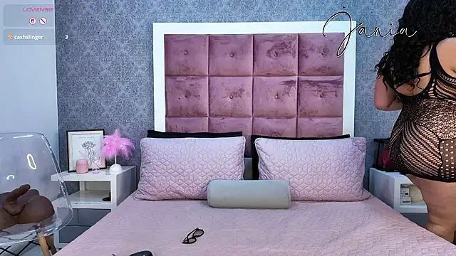 Srtalewis online show from February 2026 04:14:01 PM