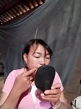 vivi1889 online show from April 2026 05:27:02 AM