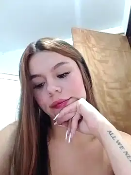 EmiNavarro online show from June 2026 10:36:02 PM