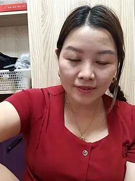 Jennie dogy online show from April 2026 02:48:02 PM