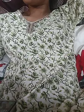Snapshot of komalsharma99 chatting on May 2026 11:17:02 AM komalsharma99 online show from May 2026 11:17:02 AM