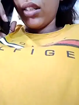 Snapshot of komalsharma99 chatting on June 2026 09:29:01 AM komalsharma99 online show from June 2026 09:29:01 AM